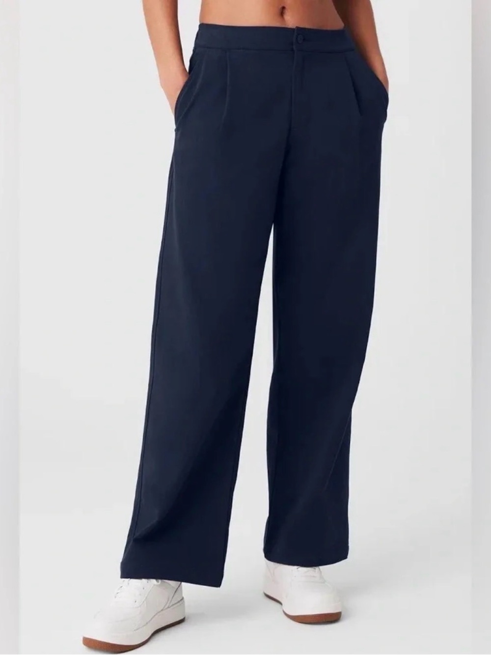 ALO Yoga Road Trip Trouser Wide-Leg Pants in Gem (Navy)